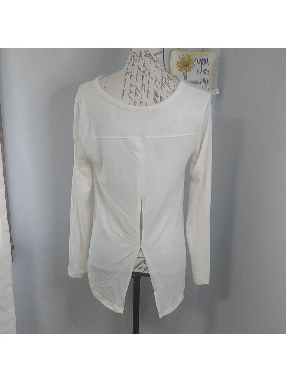 ZYIA Cream Relaxed Split Back Knit Light Yoga Top See Through S-M - Picture 3 of 6